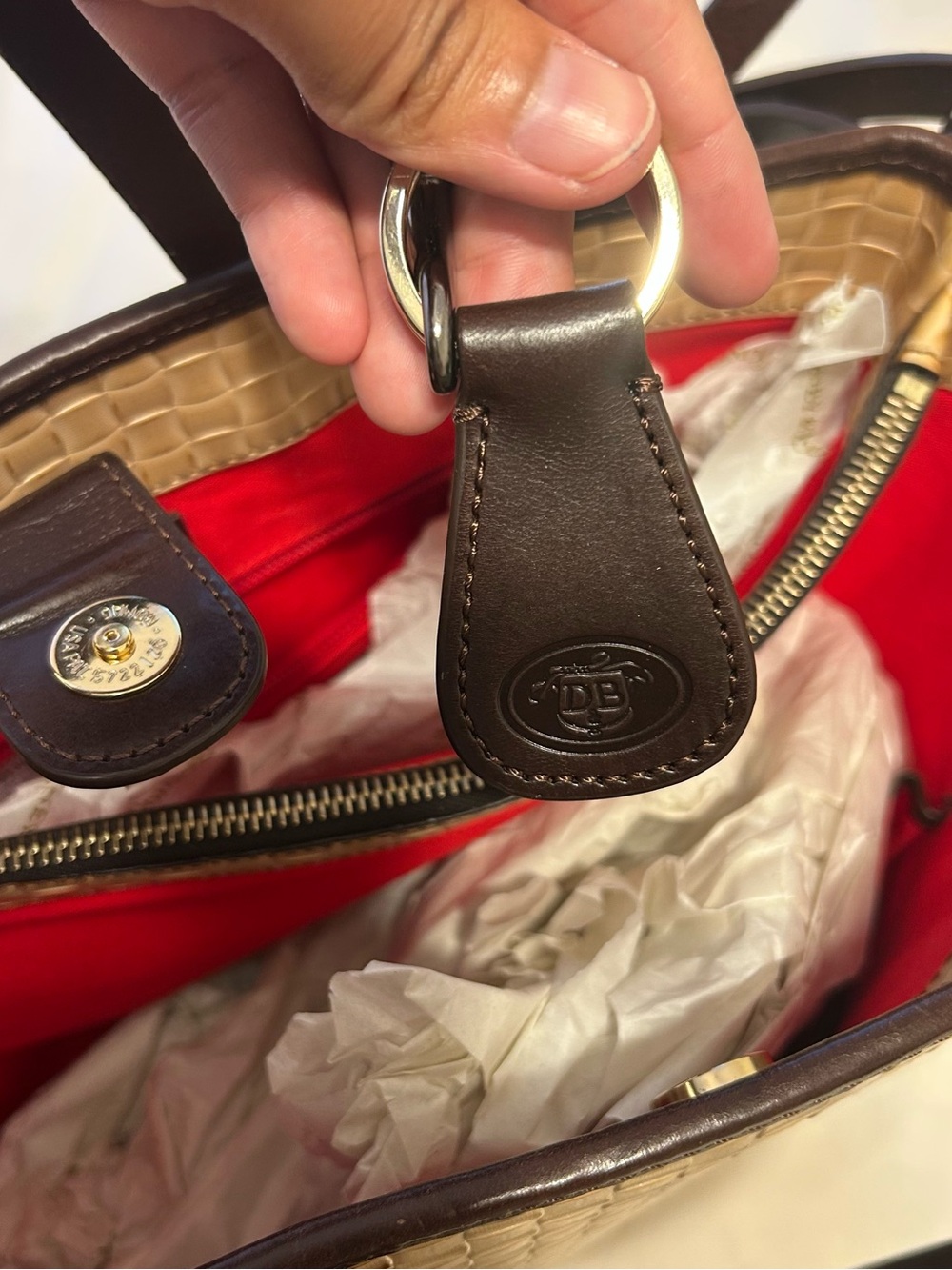 NWT Dooney & Bourke LILLIANA Tote Bag w/Wristlet Keychain Natural Woven Leather - Picture 9 of 16